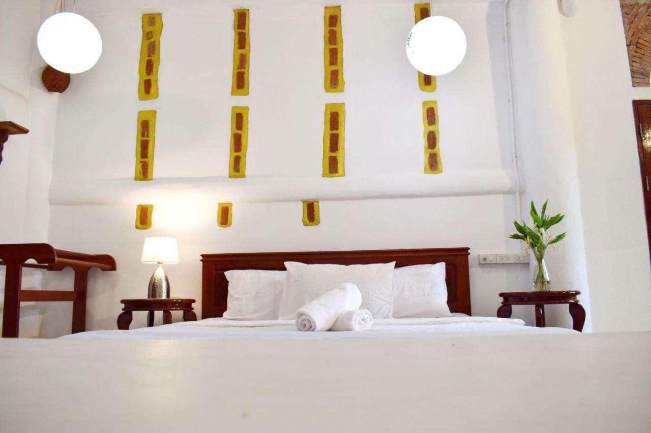 Villa Scenns 상클라부리 외부 사진
